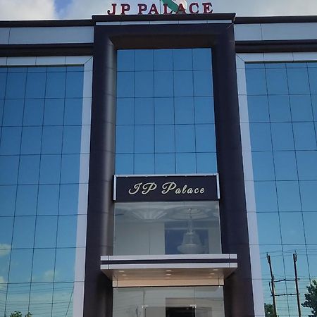 J P Palace Kushinagar Exterior photo